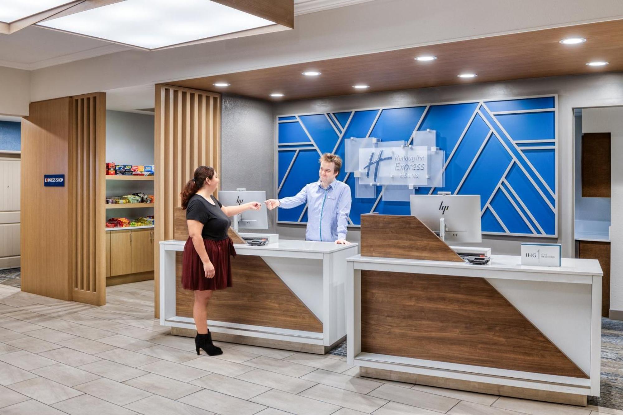 Holiday Inn Express & Suites - Green Bay East By Ihg Buitenkant foto