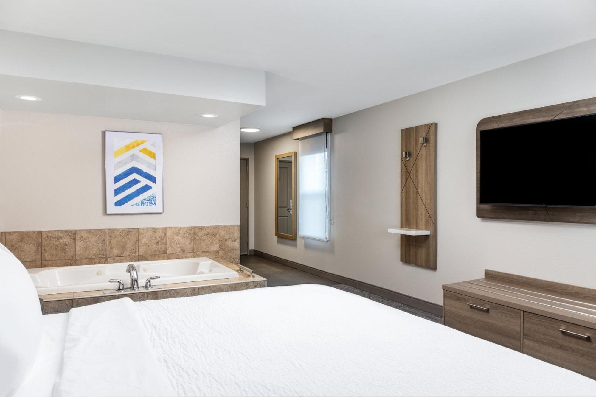 Holiday Inn Express & Suites - Green Bay East By Ihg Buitenkant foto